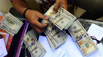 أجهزة الأمن تضبط قضايا نقد أجنبي بقيمة 5 ملايين جنيه 