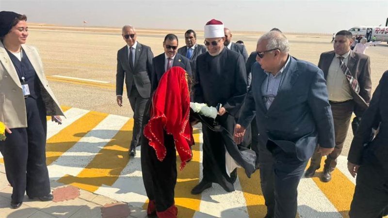 مفتي الجمهورية يصل