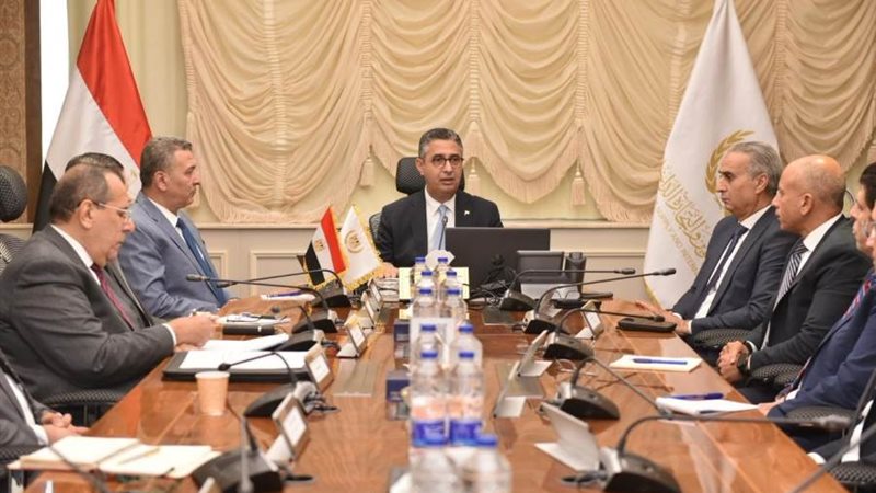 وزير التموين يتابع