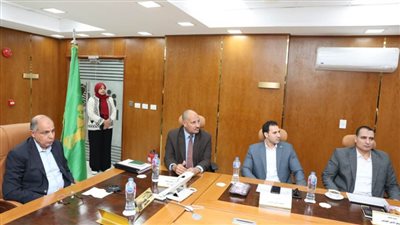محافظ المنيا: الإقبال كثيف ومتوسط بأغلب اللجان ولم نتلقَ أي شكاوى