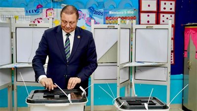 رئيس الاعتماد والرقابة الصحية يدلى بصوته فى انتخابات النواب ويؤكد : واجب وطنى