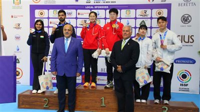 تألق عالمي على أرض مصر في اليوم السادس من بطولة العالم للرماية