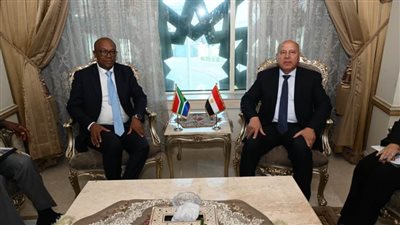 كامل الوزير: حريصون على تعزيز التعاون والتكامل الصناعي مع جنوب أفريقيا