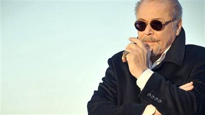 في ذكرى الساحر.. هل كان مفيد فوزي السبب في جفاء العلاقة بين محمود عبد العزيز وعادل إمام؟