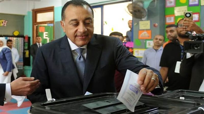 رئيس الوزراء يدلي