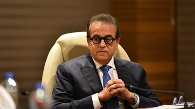  وزير الصحة يلتقي مسؤولين سعوديين لتعزيز تبادل الخبرات في التحول الرقمي والسياسات الصحية