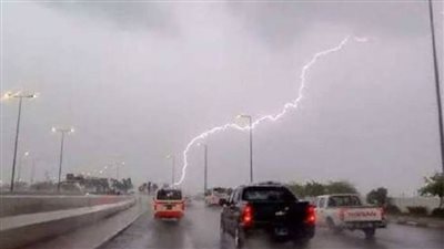أمطار غزيرة ورعدية.. الأرصاد تحذر المواطنين من طقس اليوم الجمعة