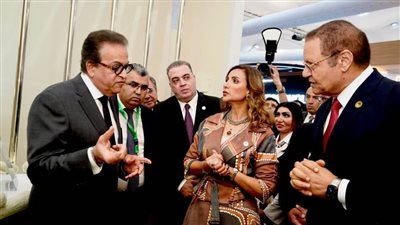 وزير الصحة يزور جناح هيئة الاعتماد والرقابة الصحية بالمؤتمر العالمي للسكان