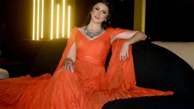 السوبرانو أميرة سليم تفتتح مهرجان صدى الأهرامات بأنشودة إيزيس