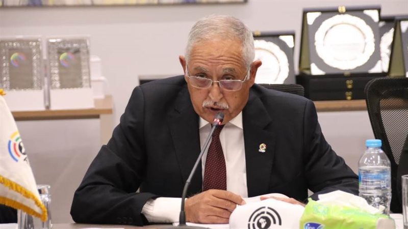 الكابتن طارق شرارة