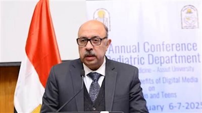 تحرير 12 محضر غلق وتشميع عيادات غير مرخصة خلال حملة مكبرة للعلاج الحر بأسيوط