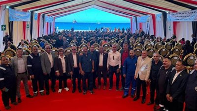 عباس صابر: الاحتفال باليوبيل الذهبي لعيد البترول يمثل نقطة انطلاق نحو مستقبل أكثر تطورًا