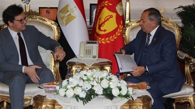 وزير الثقافة ومحافظ بورسعيد يناقشان خطة تطوير عدد من المنشآت الثقافية