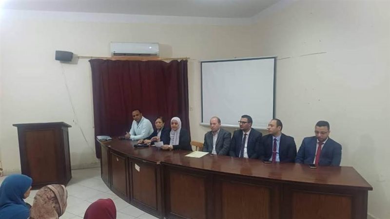 ندوات توعوية للشباب