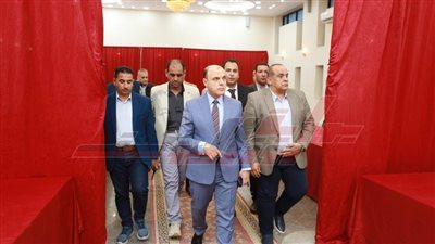 محافظ كفر الشيخ يتفقد تجهيزات المقر الرئيسي للجنة تسليم مظاريف الانتخابات