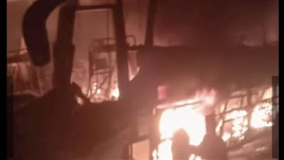 حـريق يلتهم حافلة ركاب على طريق الجيش في بني سويف