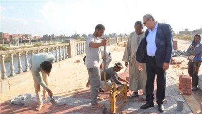 بالصور.. محافظ الغربية يتابع الخدمات ويراجع معدلات تنفيذ الكورنيش والرصف بالمحلة