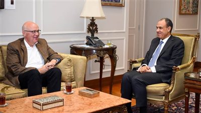 وزير الخارجية يتلقى عضو البرلمان الألماني عن تحالف حزبي الاتحاد الديمقراطي والاشتراكي المسيحيين