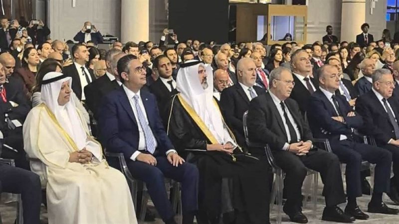 وزير التموين خلال