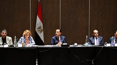 رئيس الوزراء من جوهانسبرج: مصر تستهدف تحقيق التكامل مع دول أفريقيا 