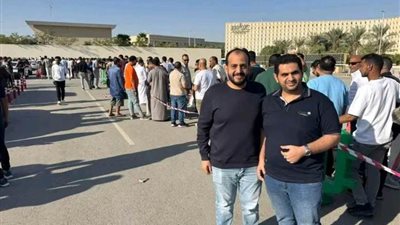 استمرار توافد الجالية المصرية في الكويت والبحرين للإدلاء بأصواتهم في انتخابات النواب