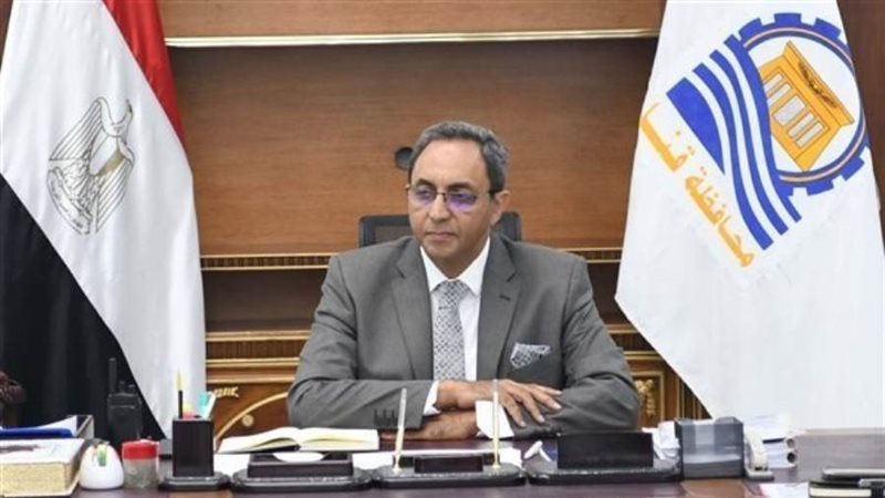 محافظ قنا الدكتور