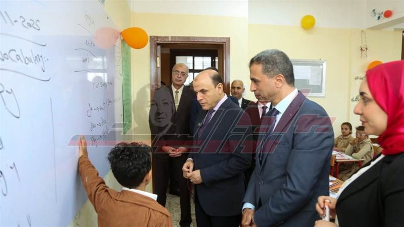 محافظ كفر الشيخ والدكتور