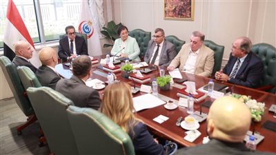 وزير الصحة يبحث توطين تكنولوجيا الأجهزة وتطوير الخدمات التشخيصية