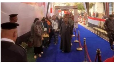  توافد المواطنين بمركز فاقوس بالشرقية للإدلاء بأصواتهم