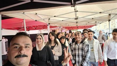 طوابير الشباب أمام اللجان الانتخابية تعكس رغبتهم في اختيار الأفضل والأصلح 