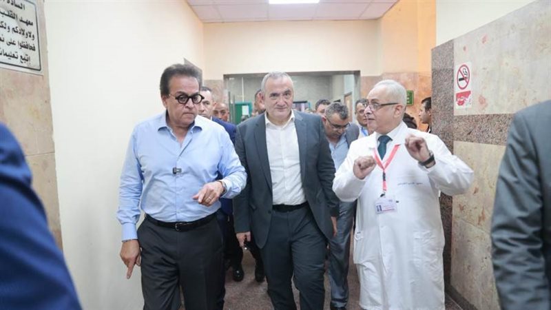 وزير الصحة بمعهد
