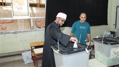 أمين البحوث الإسلامية يدلي بصوته في انتخابات مجلس النواب 2025
