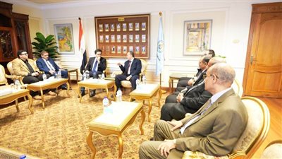 محافظ أسيوط يستقبل وزير الثقافة لبحث تطوير البنية الثقافية ودراسة إنشاء دار للأوبرا بالمحافظة
