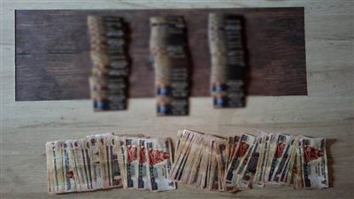 ضبط 4 أشخاص بالقاهرة بحوزتهم مبالغ مالية لحث الناخبين للتصويت لمرشح 