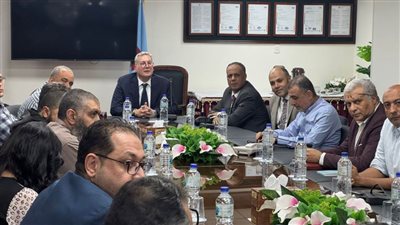 زيارة مفاجئة لوزير البترول لمقر شركة بتروجلف مصر 