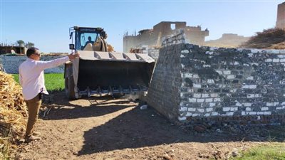 إزالة 16 حالة تعد على أراض زراعية ومتغيرات مكانية بأسيوط 