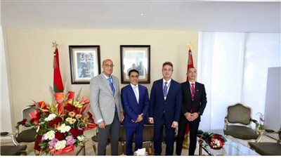 دوري أبطال أفريقيا| وفد السفارة المصرية يستقبل بعثة الأهلي في المغرب