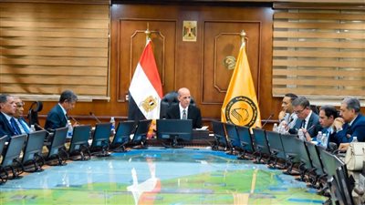 مجلس جامعة بني سويف يشيد بكفاءة الأداء في المستشفيات الجامعية 