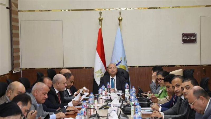 محافظ القاهرة يترأس