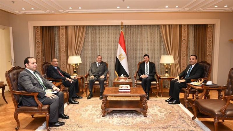 د. أشرف صبحى