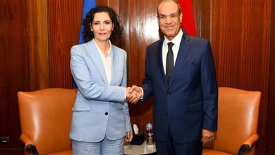 وزير الخارجية يلتقي مع مفوضة الاتحاد الأوروبي لإدارة الأزمات 