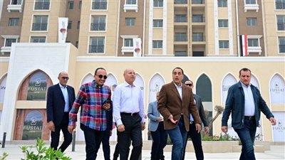 رئيس الوزراء يتفقد مشروع 