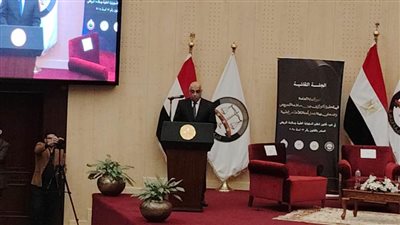 وزير العدل: قانون المسؤولية الطبية يهيئ للطبيب ممارسة رسالته النبيلة