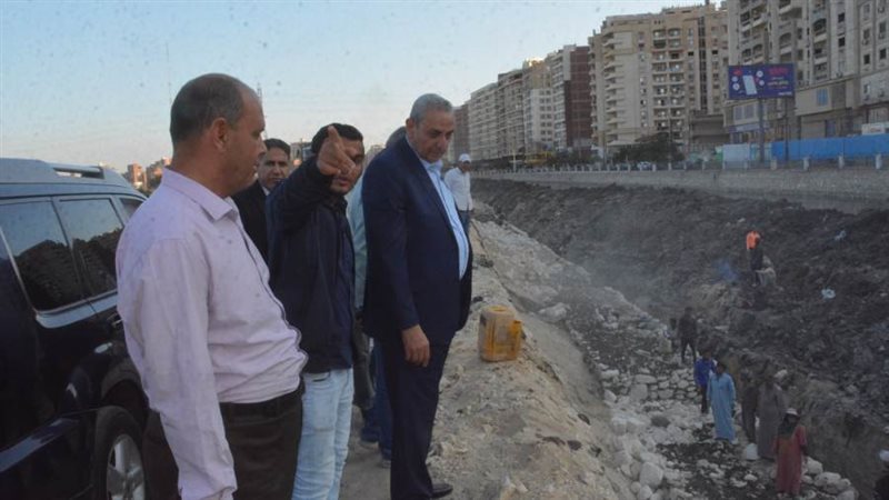 محافظ الغربية خلال