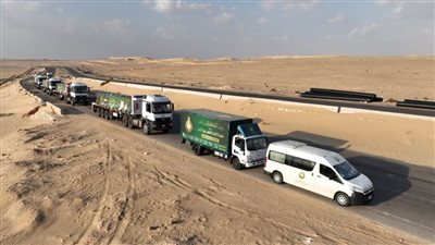 دخول شاحنات الدفعة الثانية للقافلة الإغاثية الـ12 من بيت الزكاة لـ