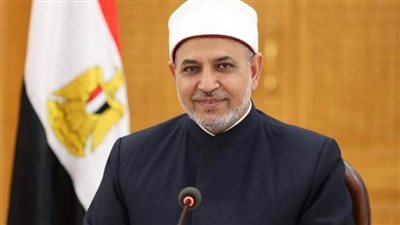 رئيس جامعة الأزهر: بناء الإنسان يبدأ من الكلمة الصادقة والصوت الموقظ للضمير 