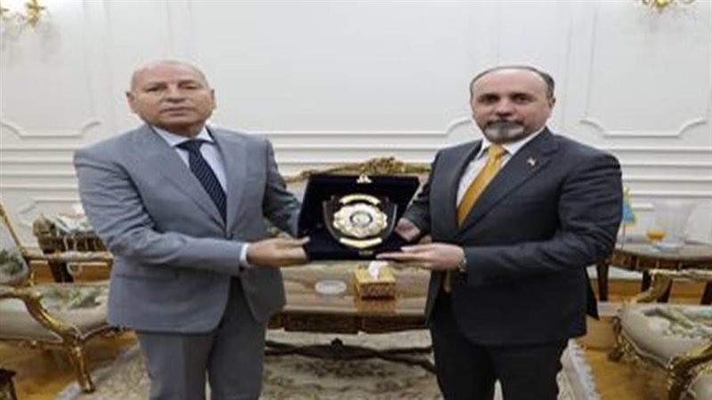 محافظ القاهره أثناء