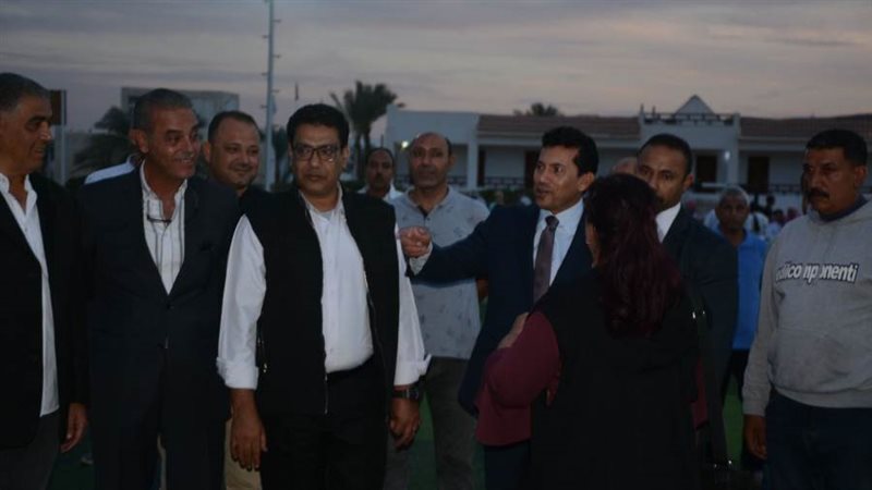 د. أشرف صبحى