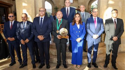 وزيرة التنمية المحلية تهنئ 