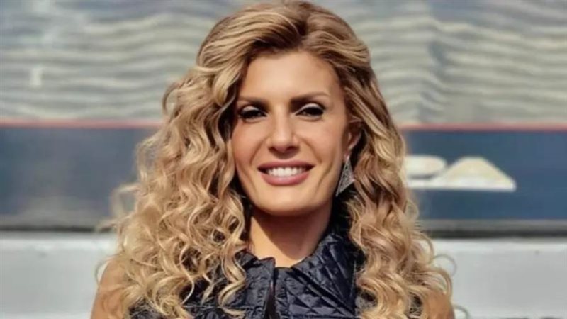 الفنانة فيدرا